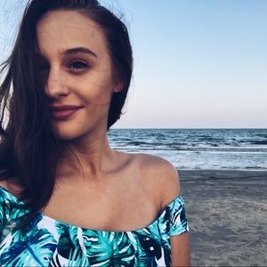 Meet your Posher, Faith